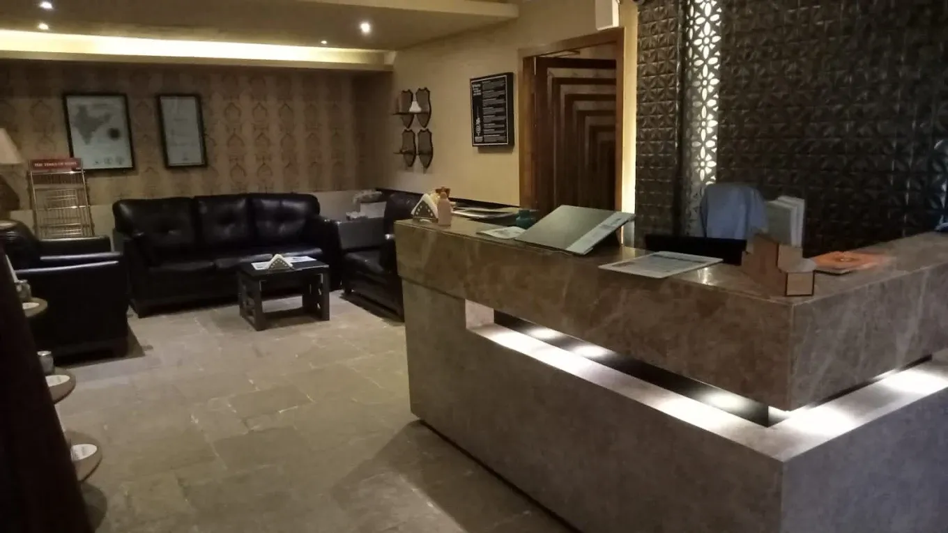 Find best offer near you and book spa services online at Meghavi Wellness Spa | RG Royal Hotel